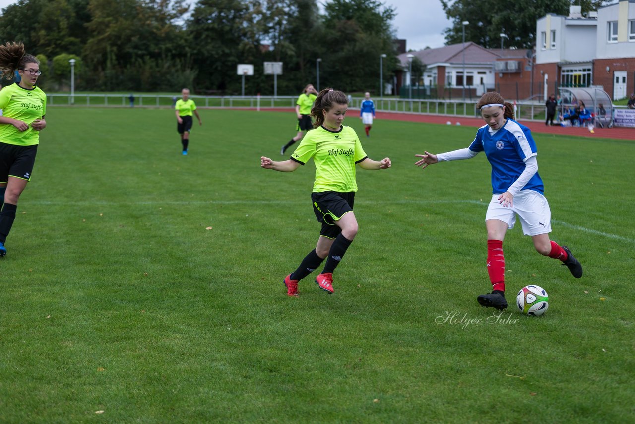 Bild 336 - B-Juniorinnen TSV Schoenberg - Holstein Kiel : Ergebnis: 0:23